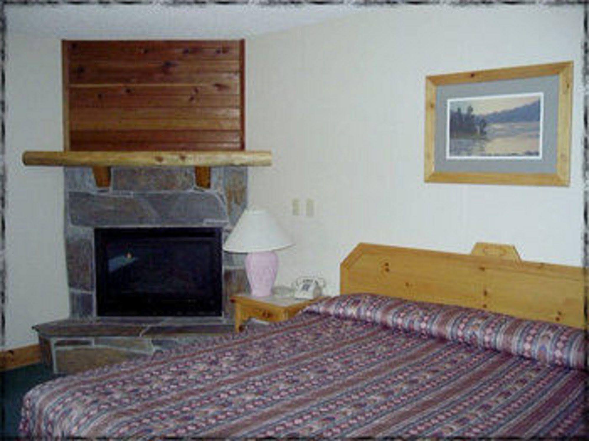 Lodge at Palmer Gulch Hill City Exterior foto